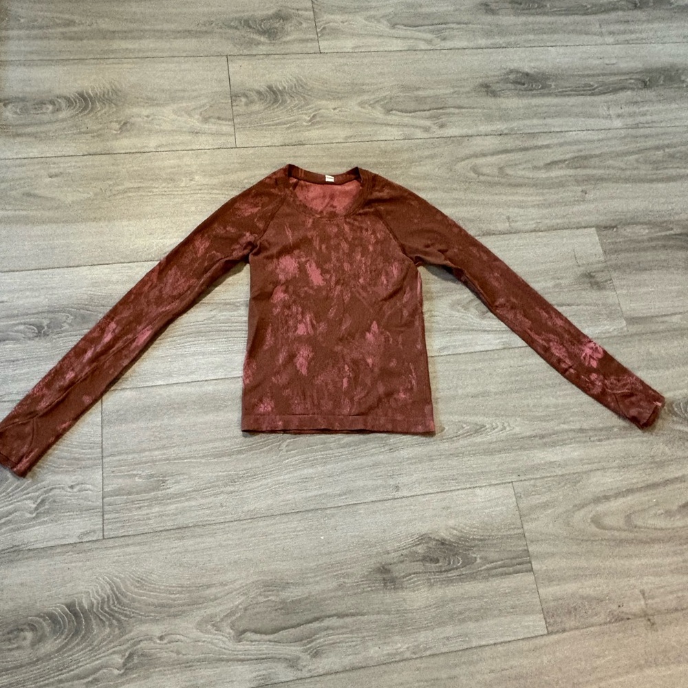 Lululemon Swiftly Tech Long Sleeve 2.0 Race Length